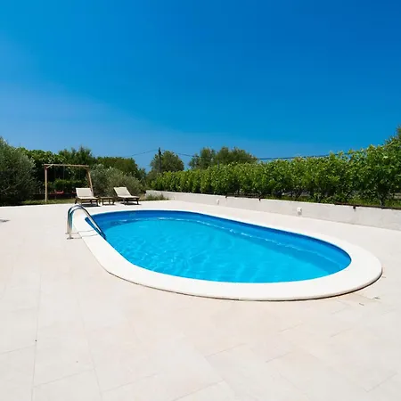 Holiday home 3 Bedroom Beautiful In *