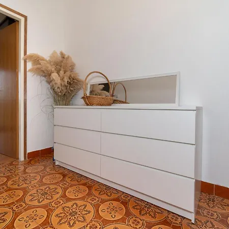 Holiday home 3 Bedroom Beautiful In